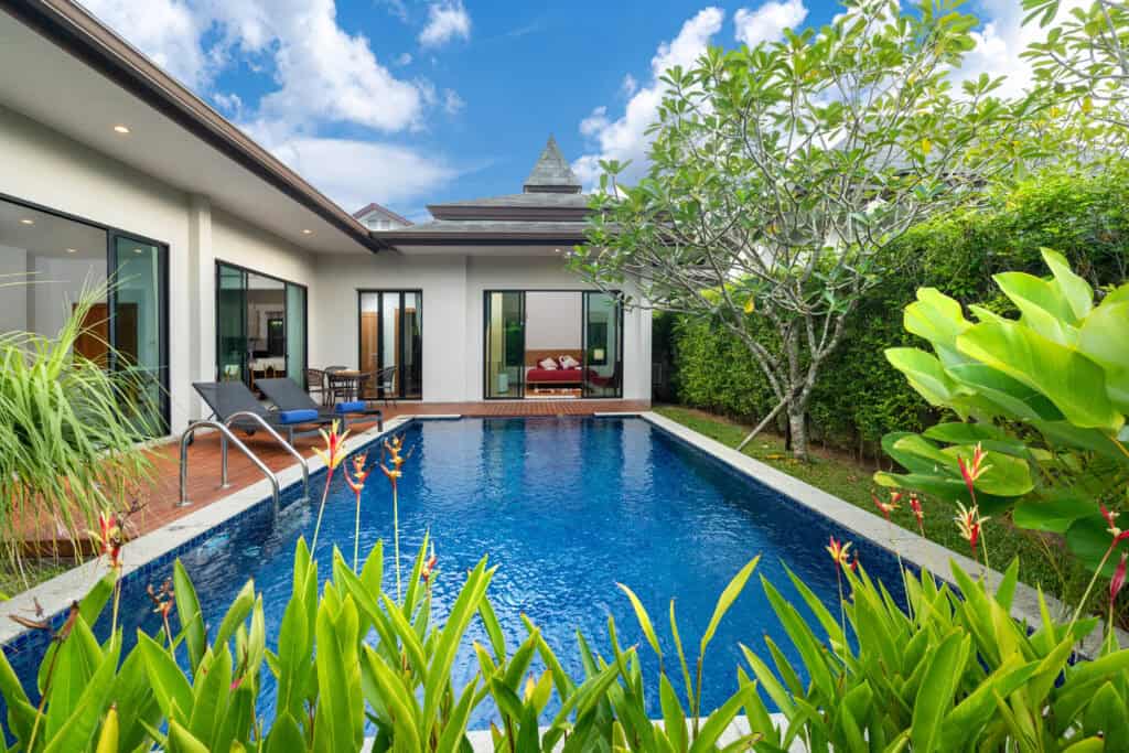 Luxury Home Swimming pool